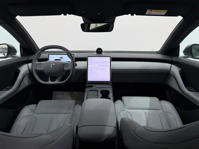 Nio ET5 Touring — Фото автомобиля 13