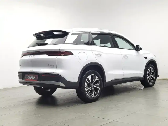 BYD Song Pro New Energy 2025 2nd Generation Smart Drive Edition DM-i 75KM Leading Type — Фото автомобиля 2