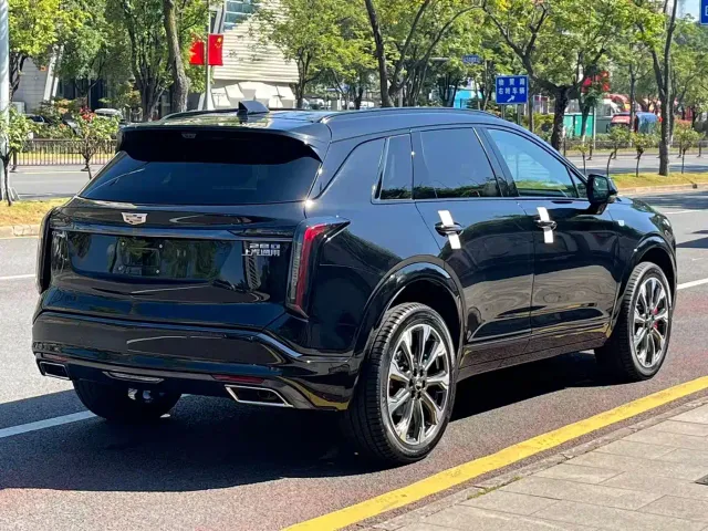 Cadillac XT5 — Фото автомобиля 8