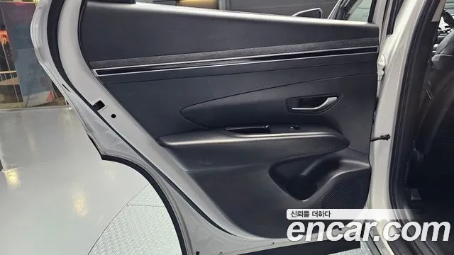 Hyundai Tucson Tucson (NX4) Бензин 1.6 турбо 2WD — Фото автомобиля 25