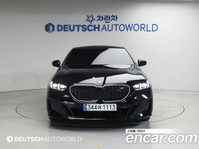 BMW 5-Series 5 серия (G60) — Фото автомобиля 3