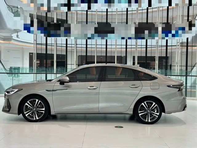 Chery Arrizo 8 — Фото автомобиля 10