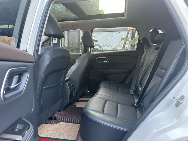 Nissan X-Trail — Фото автомобиля 6