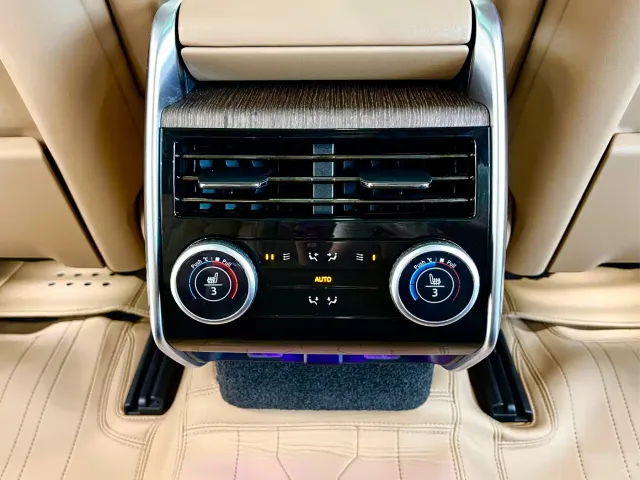 Land Rover Range Rover — Фото автомобиля 22