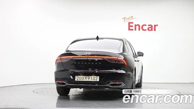 Hyundai Grandeur Grandeur (New) — Фото автомобиля 4