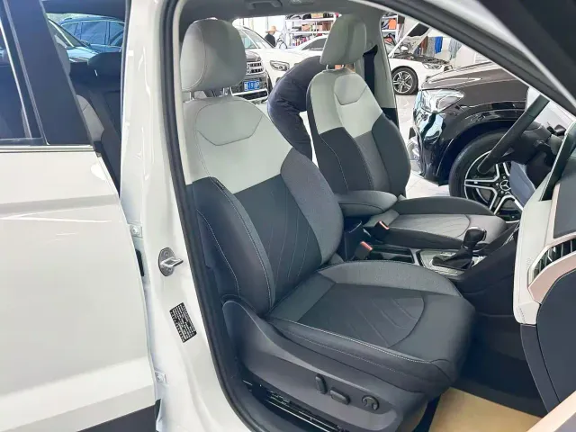 Volkswagen Tharu — Фото автомобиля 14