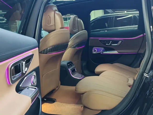 Mercedes-Benz E-Class — Фото автомобиля 10
