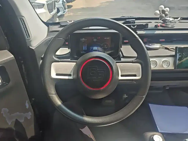 Wuling Hongguang Mini EV — Фото автомобиля 10