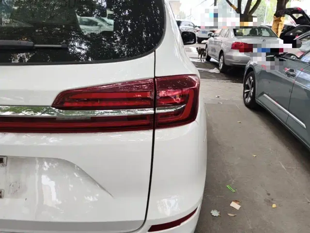 BYD Song — Фото автомобиля 7