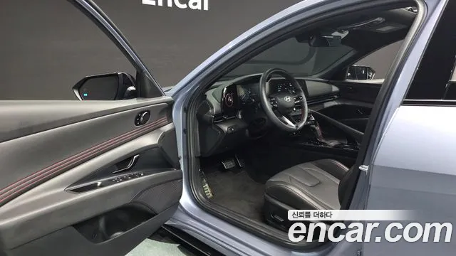 Hyundai Avante CN7 — Фото автомобиля 10