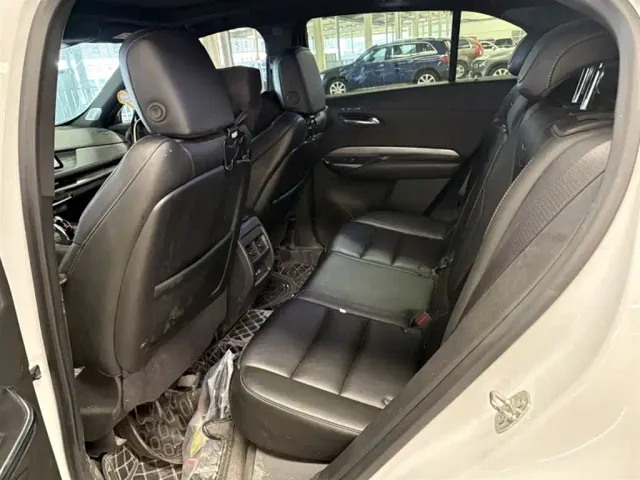 Cadillac XT4 — Фото автомобиля 4