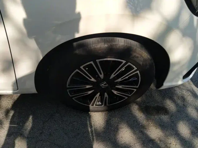Honda Fit — Фото автомобиля 6