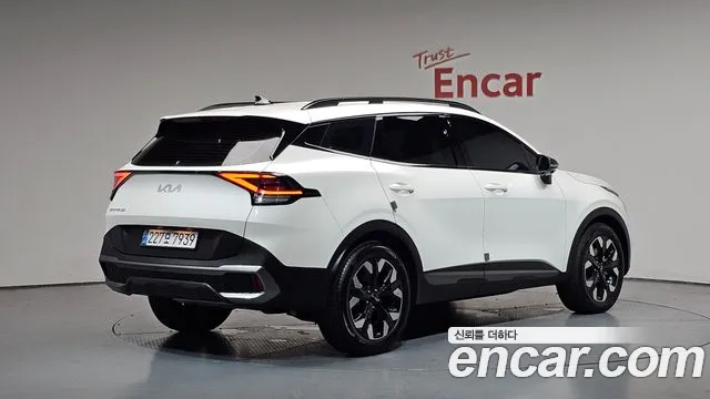 Kia Sportage Sportage 5-е поколение Бензин 1.6 турбо 2WD — Фото автомобиля 2