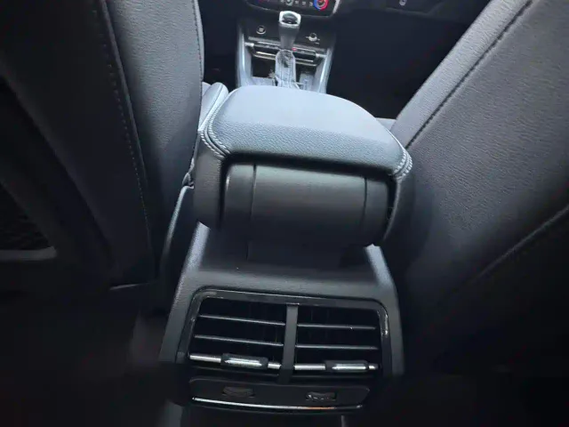 Audi Q3 — Фото автомобиля 12