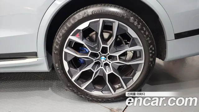 BMW X7 — Фото автомобиля 18