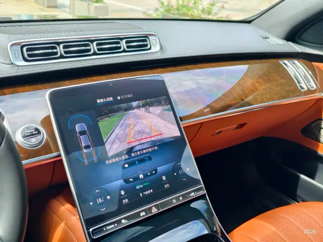 Mercedes-Benz S-Class — Фото автомобиля 17