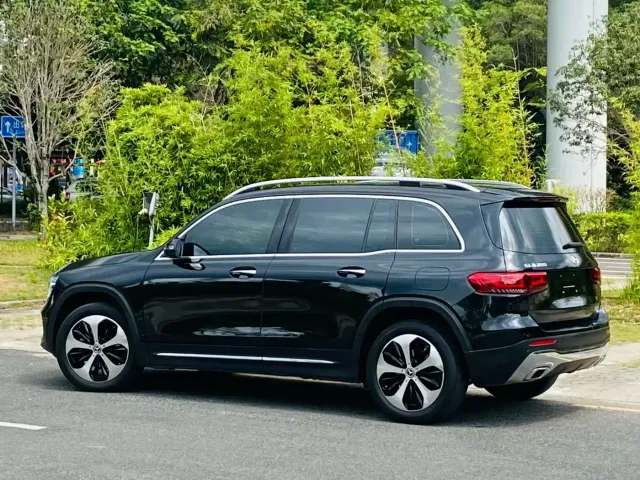 Mercedes-Benz GLB-Class — Фото автомобиля 3