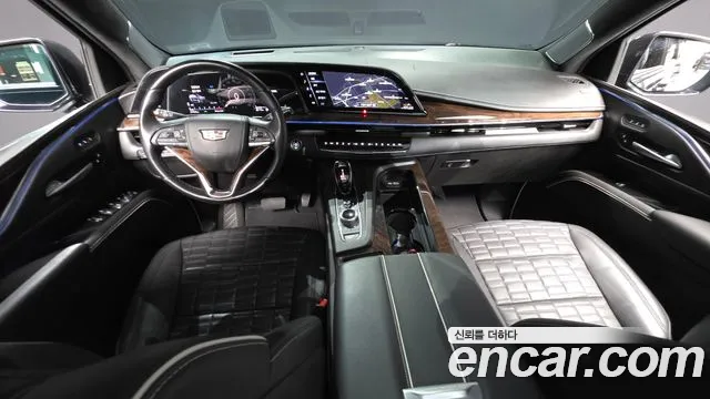 Cadillac Escalade 5th Gen — Фото автомобиля 7