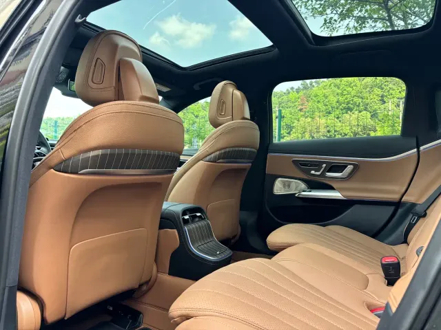 Mercedes-Benz E-Class — Фото автомобиля 6