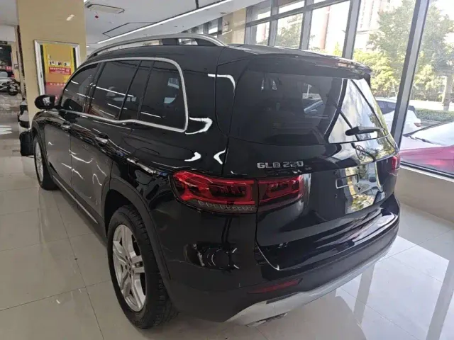 Mercedes-Benz GLB-Class — Фото автомобиля 4