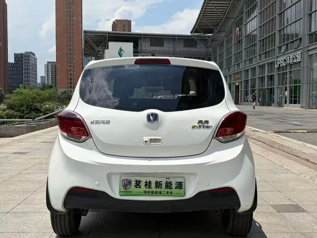 Changan Benben E-Star — Фото автомобиля 6