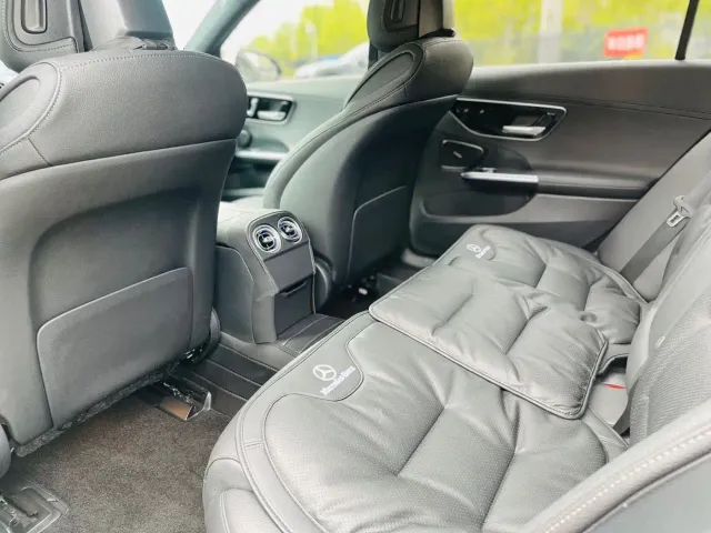 Mercedes-Benz C-Class — Фото автомобиля 6