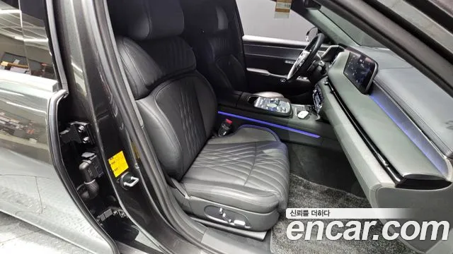Genesis G90 Бензин 3.5 турбо AWD — Фото автомобиля 26