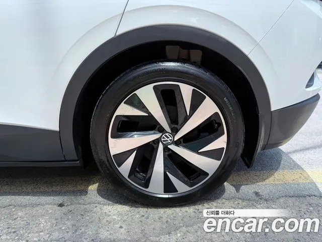 Volkswagen ID.4 — Фото автомобиля 15