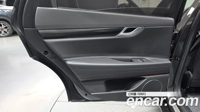 Genesis G80 RG3 — Фото автомобиля 14