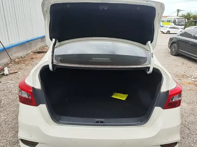 Nissan Sylphy 2024 Classic 1.6XE CVT Comfort Edition — Фото автомобиля 18
