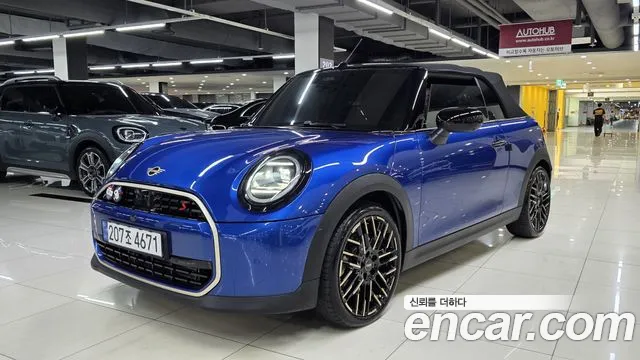 Mini Cooper Convertible — Фото автомобиля 4