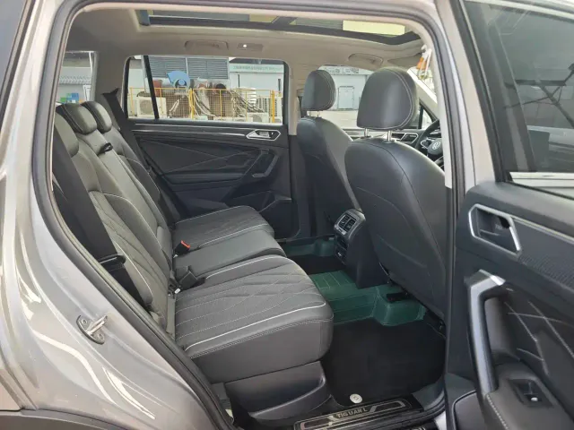 Volkswagen Tiguan L — Фото автомобиля 15