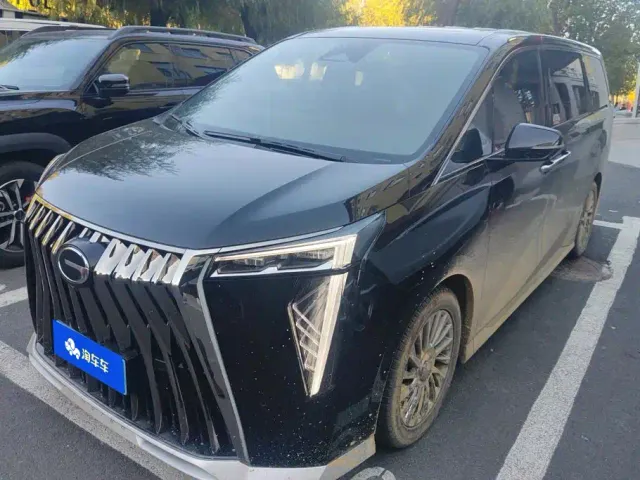 Фотография автомобиля — GAC Trumpchi M8