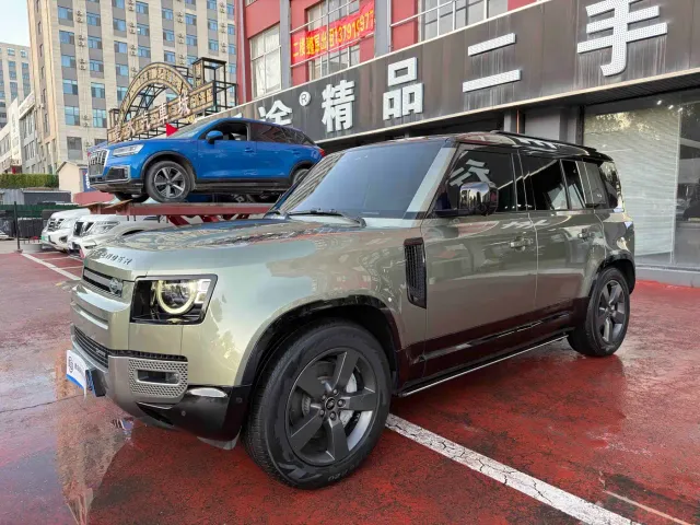Land Rover Defender — Фото автомобиля 2