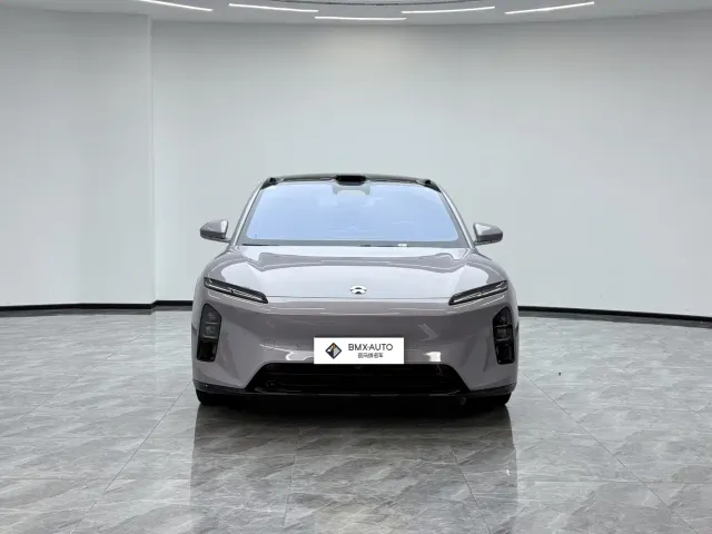 Nio ET5 — Фото автомобиля 4