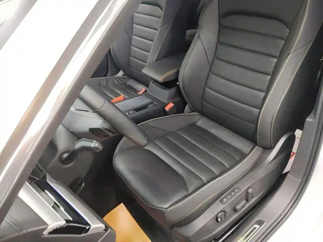 Volkswagen CC — Фото автомобиля 14