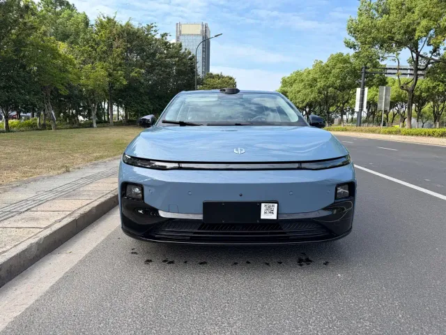 Leapmotor B01 — Фото автомобиля 2