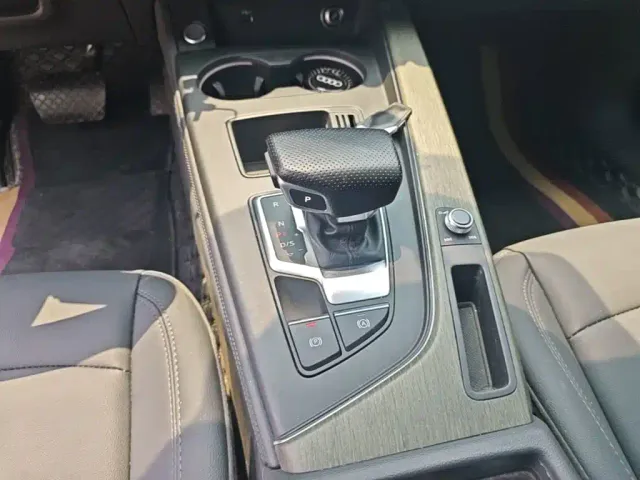 Audi A4L — Фото автомобиля 13
