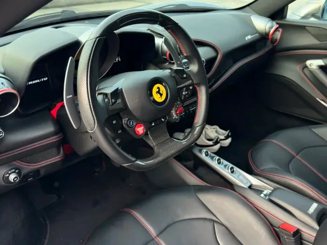 Ferrari F8 — Фото автомобиля 5