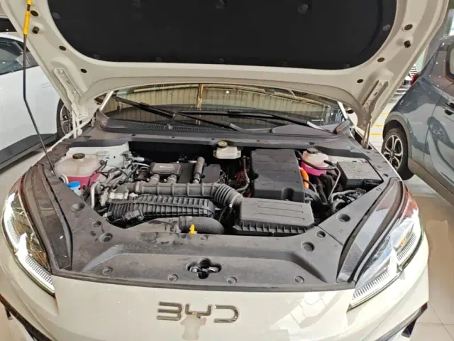 BYD Seal 06 — Фото автомобиля 19