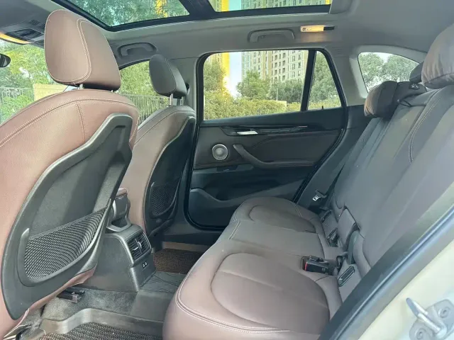 BMW X1 — Фото автомобиля 7