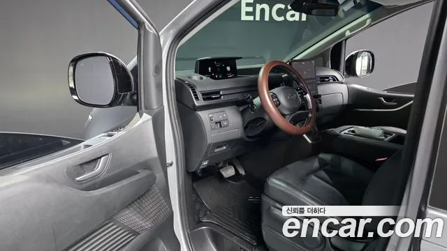 Hyundai Staria Staria L3.5 Tourer 9 мест — Фото автомобиля 9
