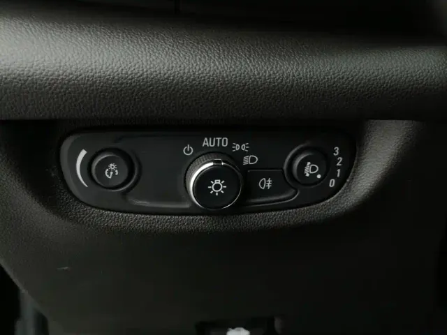 Buick Regal — Фото автомобиля 21