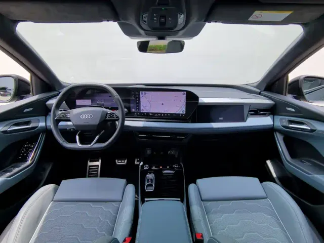 Audi Q6L e-tron — Фото автомобиля 18