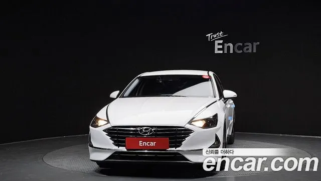 Hyundai Sonata Sonata (DN8) 2.0 LPG(Для проката) — Фото автомобиля 3