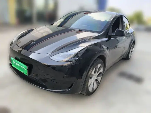 Фотография автомобиля — Tesla Model Y