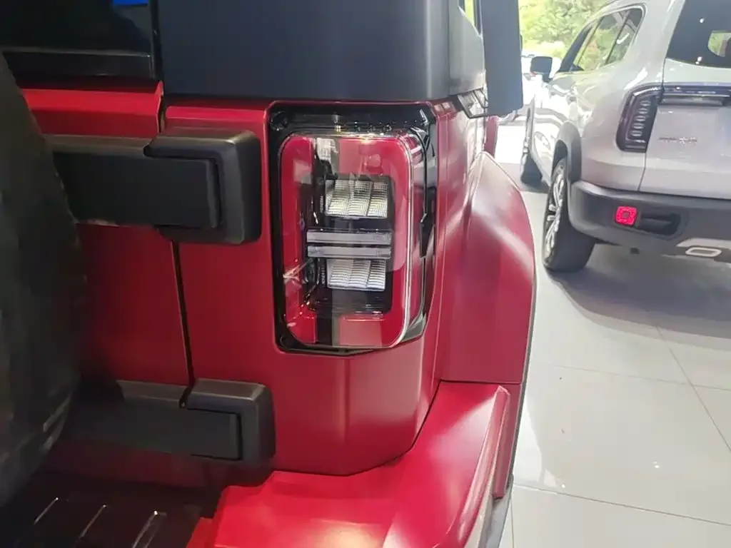 BAIC ORV Beijing Offroad BJ40 2024 2.0D Blade Hero Glory Edition — Фото автомобиля 7