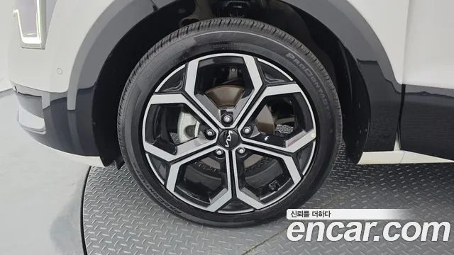 Kia Niro The All New Niro Signature — Фото автомобиля 2