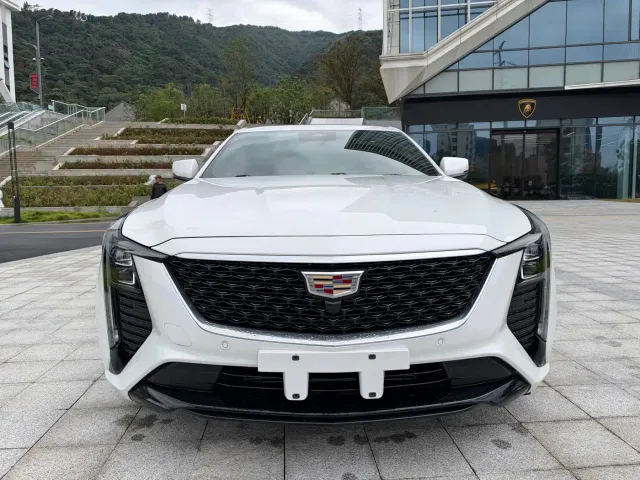 Cadillac CT5 — Фото автомобиля 2