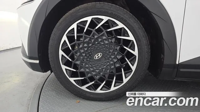 Hyundai Ioniq5 Ioniq5 Long Range AWD — Фото автомобиля 5